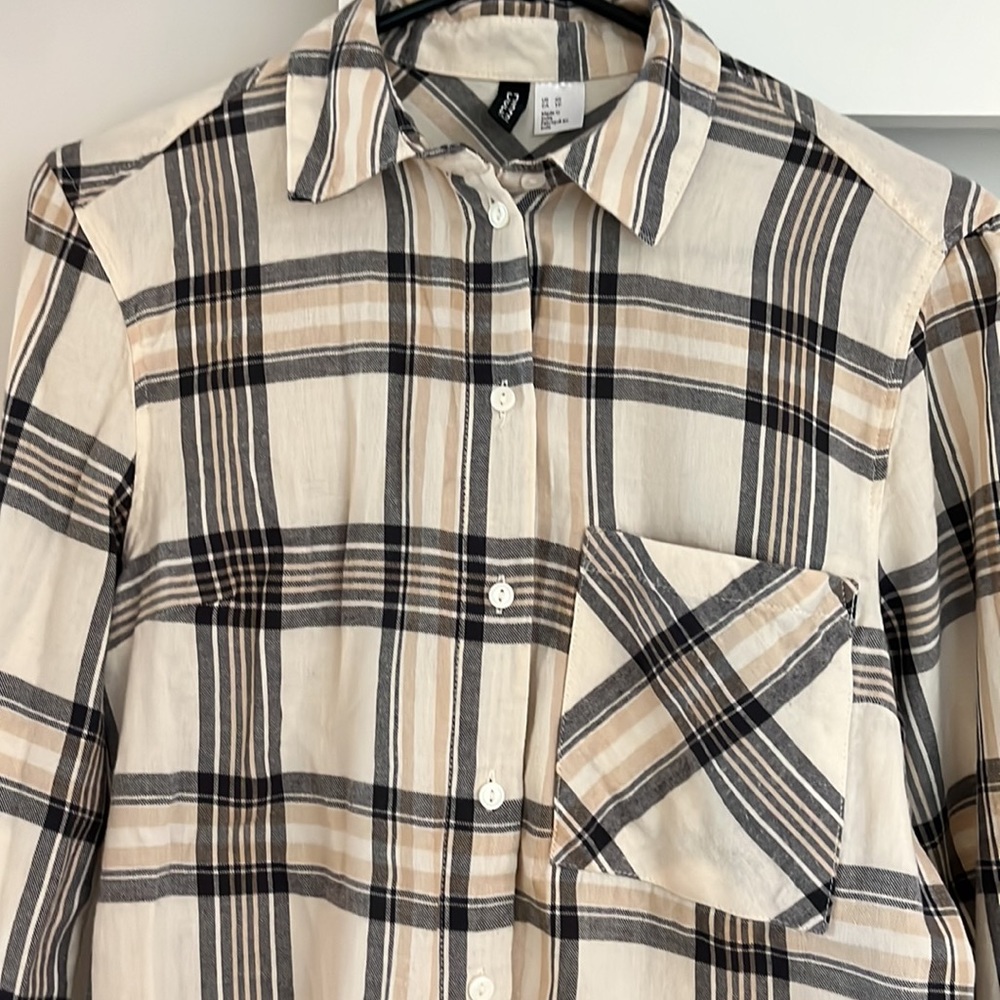 H&M Beige Black and Cream Plaid Button-Down Shirt